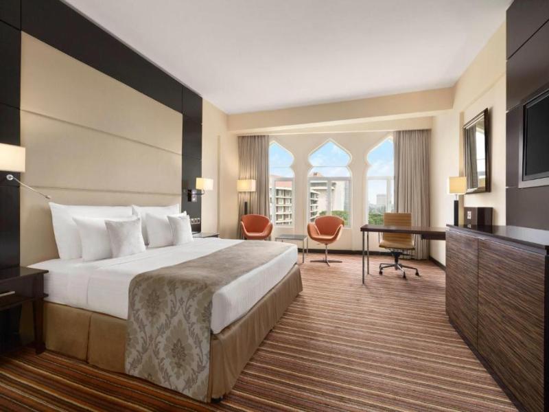 Ramada Colombo image