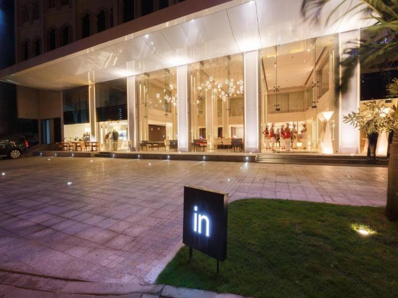 Ramada Colombo image