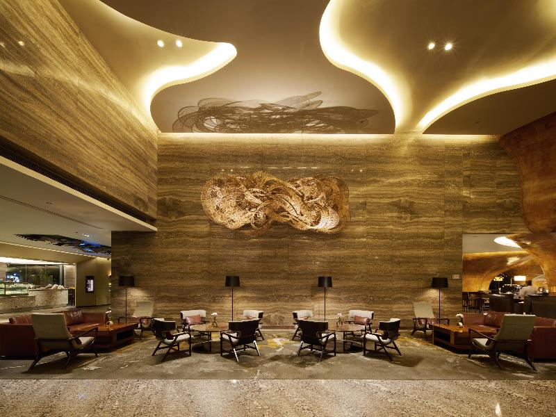Hilton Colombo image