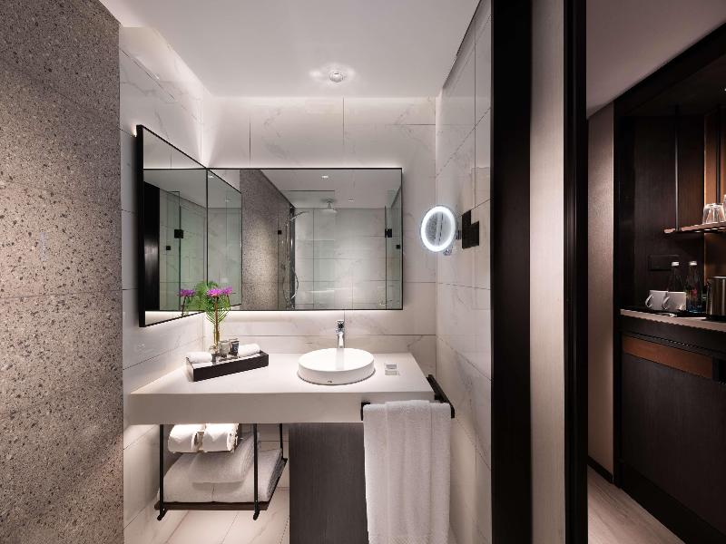 Hilton Colombo image