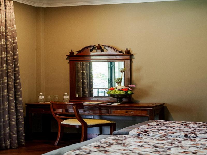 Earls Regency Hotel image