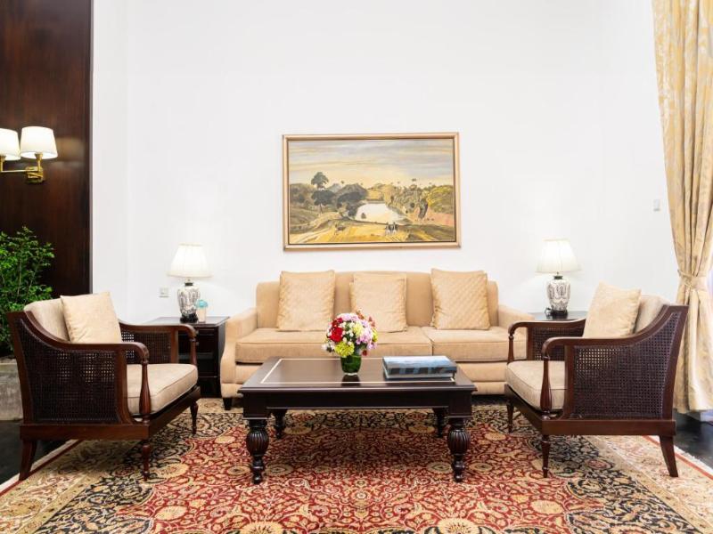 Galle Face image