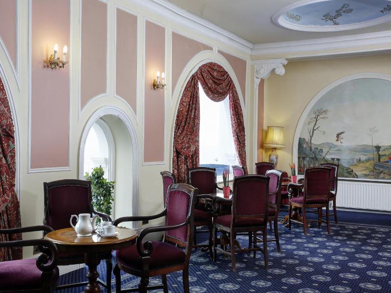 Royal Victoria Hotel image
