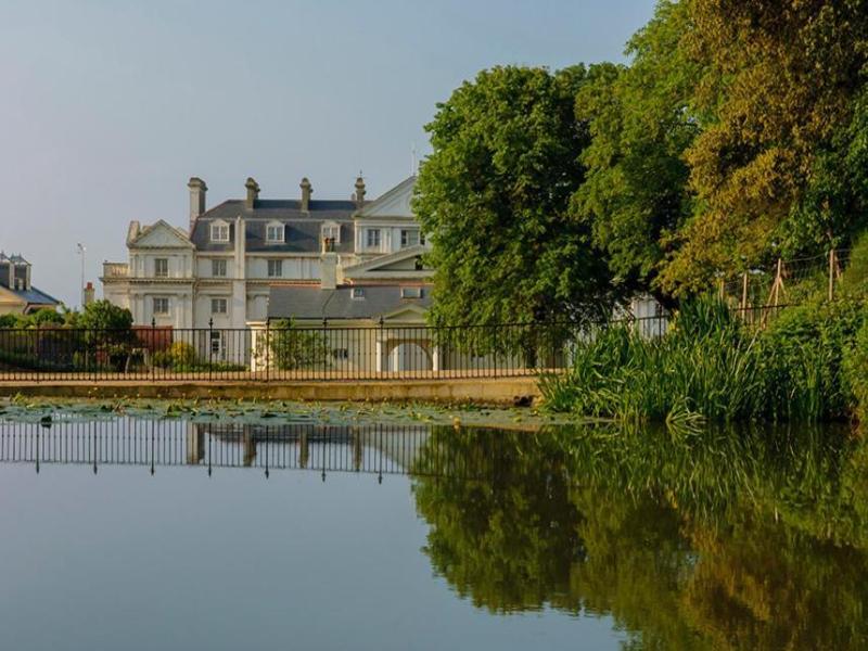 Royal Victoria Hotel image