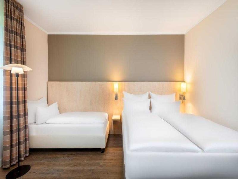 Sunday Hotel Bielefeld Johannisberg image