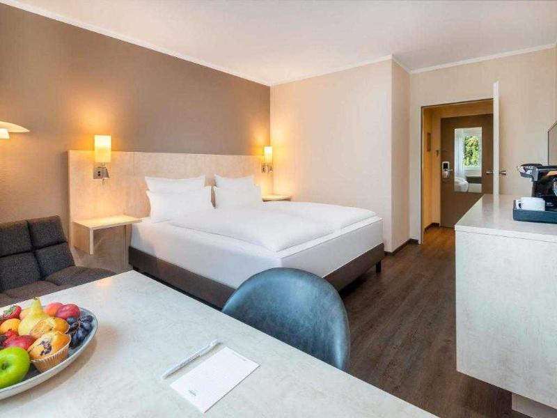 Sunday Hotel Bielefeld Johannisberg image