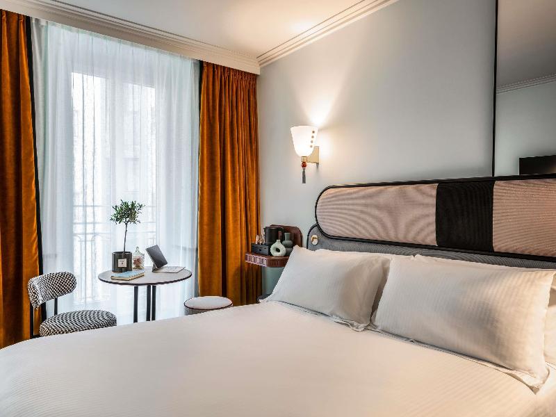 Hotel Faubourg Galant Paris Handwritten Collection image