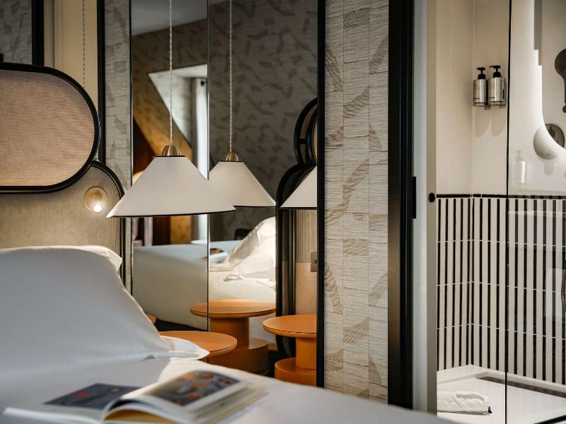 Hotel Faubourg Galant Paris Handwritten Collection image