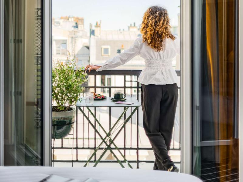 Hotel Faubourg Galant Paris Handwritten Collection image