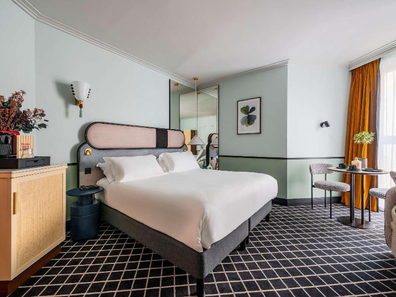 Hotel Faubourg Galant Paris Handwritten Collection image