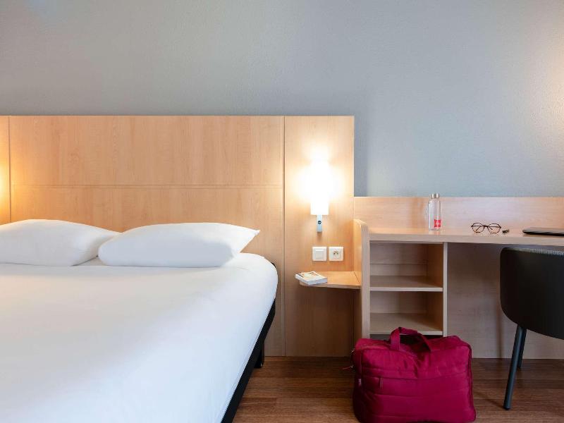 Hotel Faubourg Galant Paris Handwritten Collection image