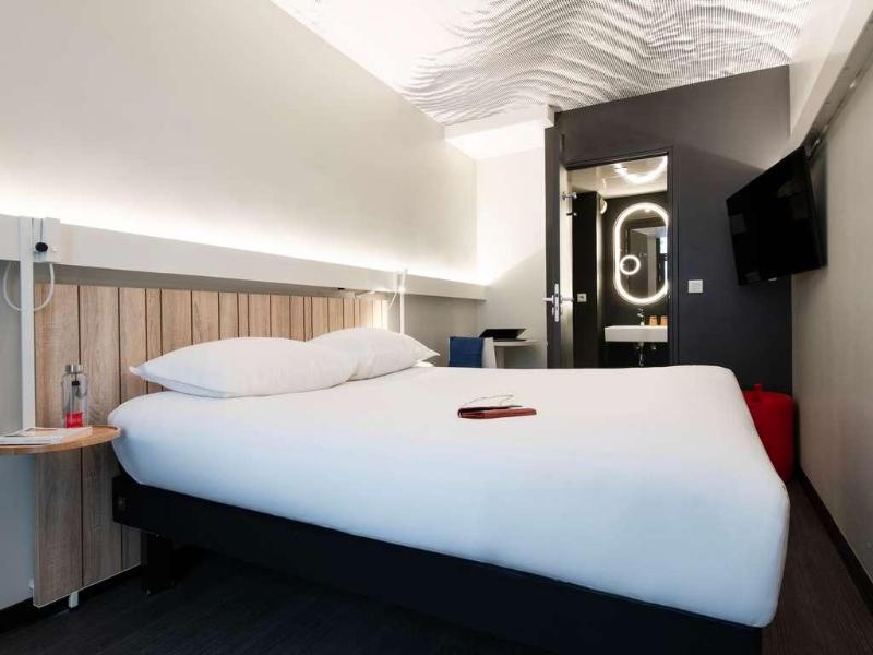 Hotel Faubourg Galant Paris Handwritten Collection image
