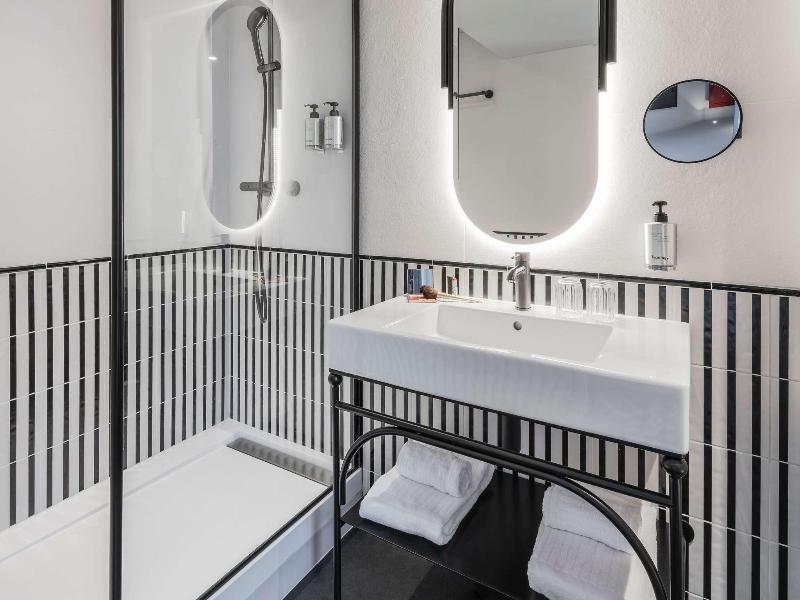 Hotel Faubourg Galant Paris Handwritten Collection image