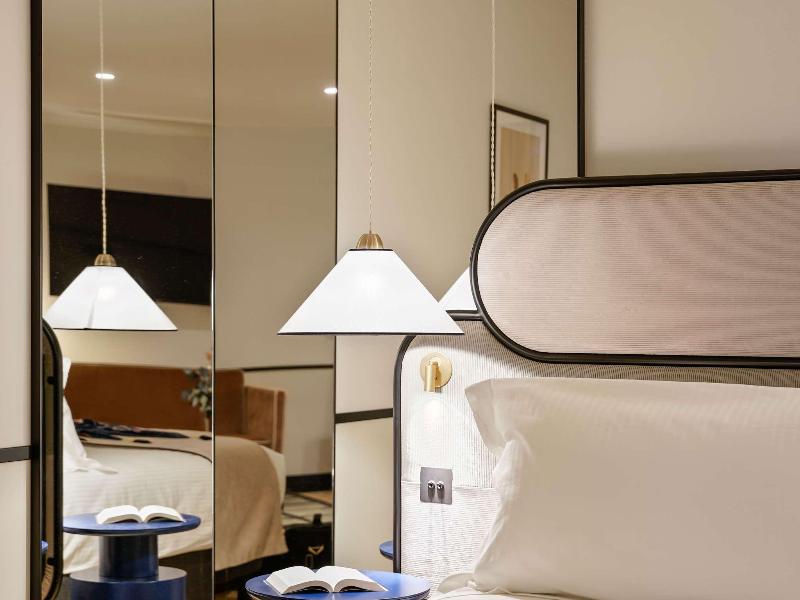 Hotel Faubourg Galant Paris Handwritten Collection image