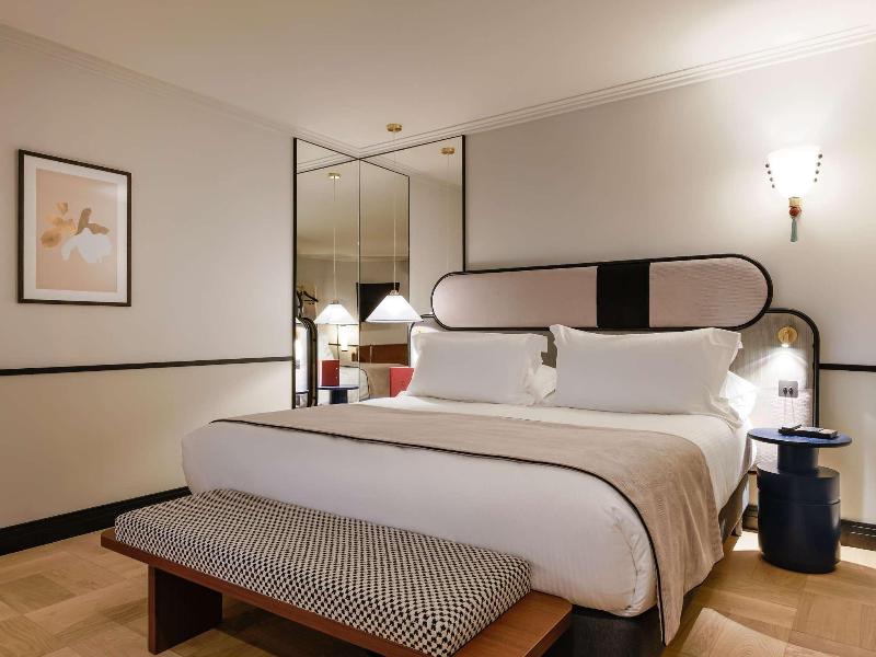 Hotel Faubourg Galant Paris Handwritten Collection image