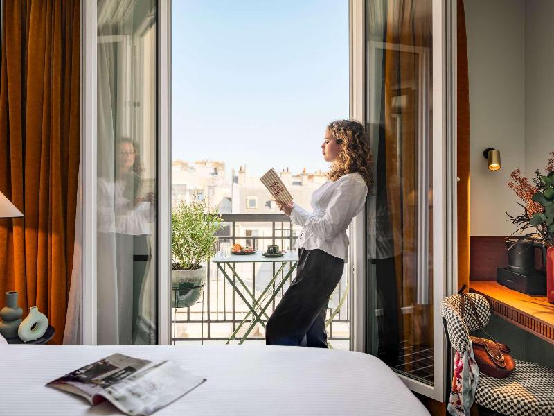 Hotel Faubourg Galant Paris Handwritten Collection image