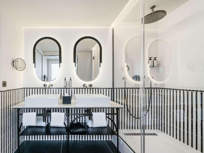 Hotel Faubourg Galant Paris Handwritten Collection image