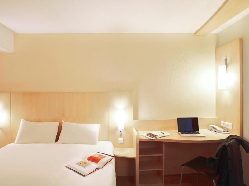 Hotel Faubourg Galant Paris Handwritten Collection image