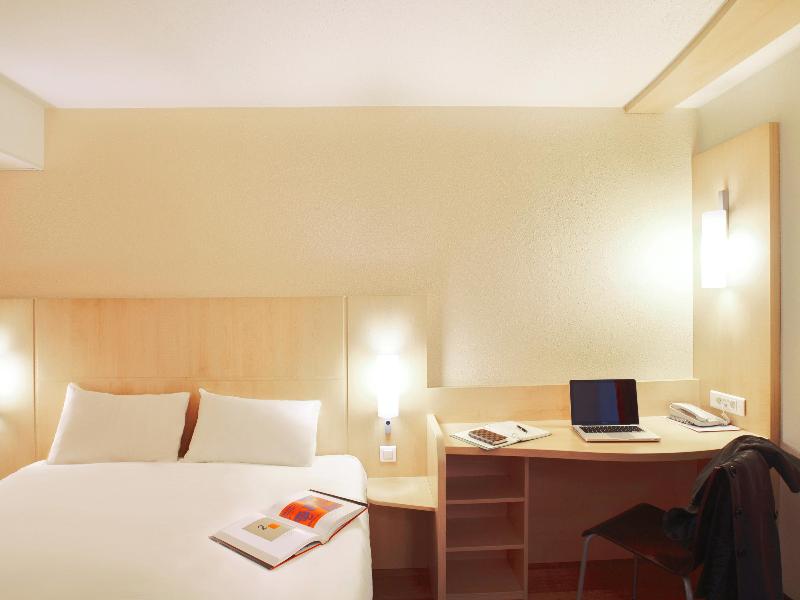 Hotel Faubourg Galant Paris Handwritten Collection image