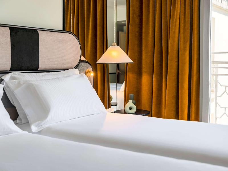 Hotel Faubourg Galant Paris Handwritten Collection image