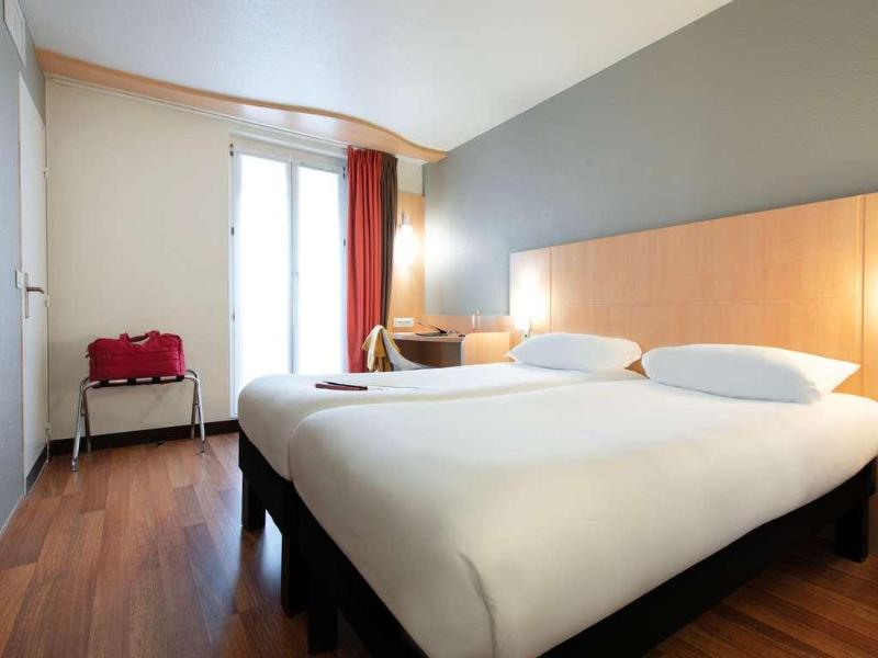 Hotel Faubourg Galant Paris Handwritten Collection image