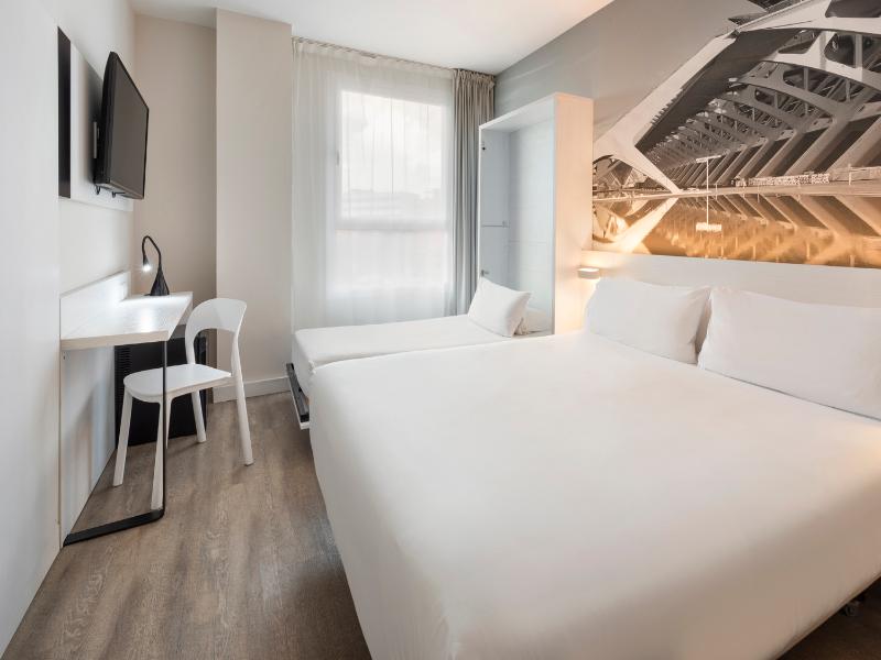 B&B HOTEL Valencia Arena image