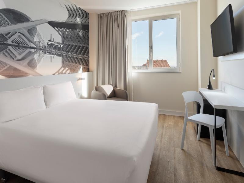 B&B HOTEL Valencia Arena image