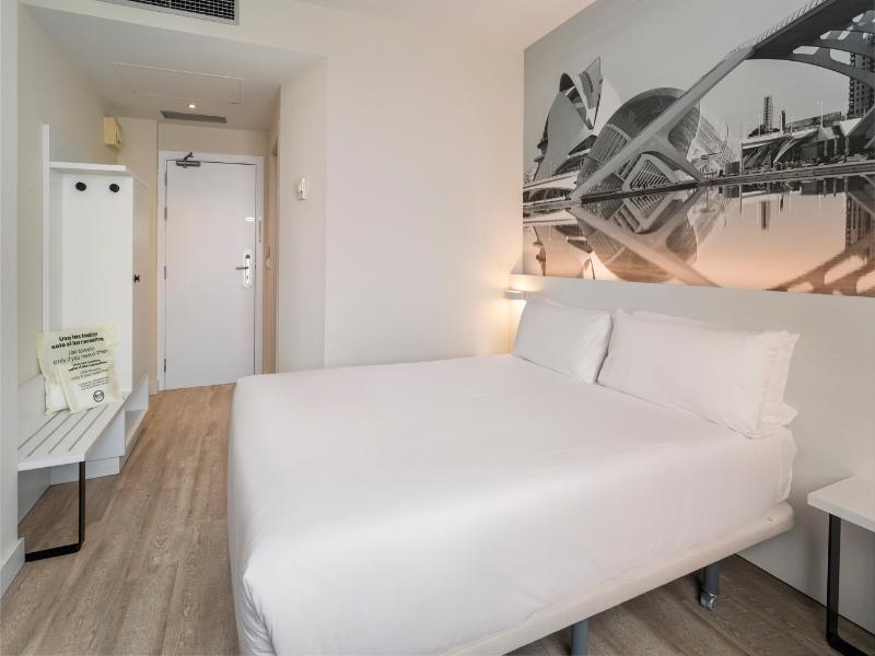 B&B HOTEL Valencia Arena image