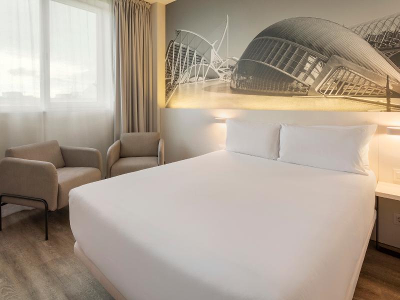 B&B HOTEL Valencia Arena image