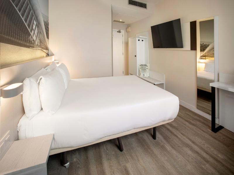 B&B HOTEL Valencia Arena image