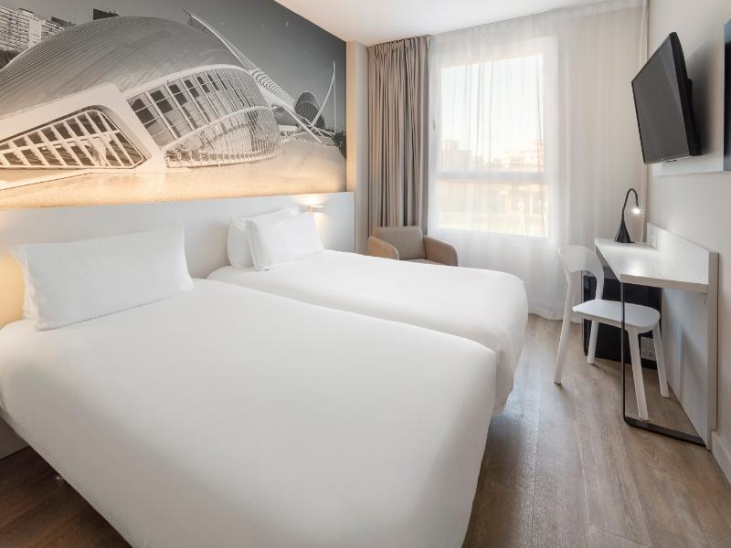 B&B HOTEL Valencia Arena image