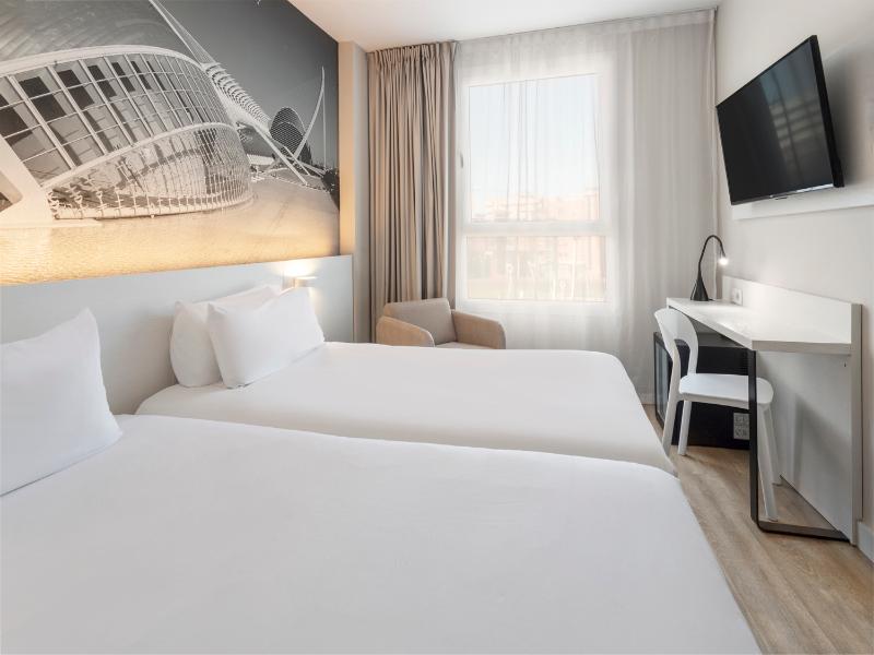 B&B HOTEL Valencia Arena image