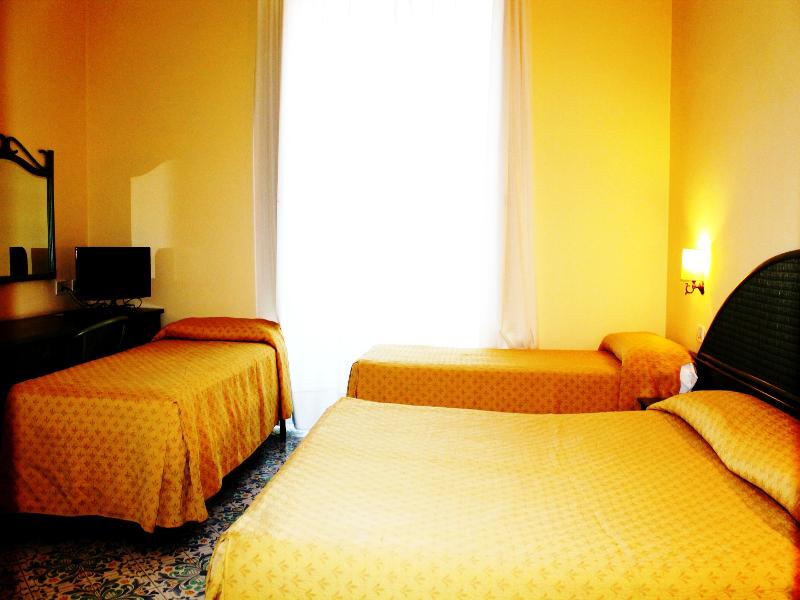 Villa Maria image