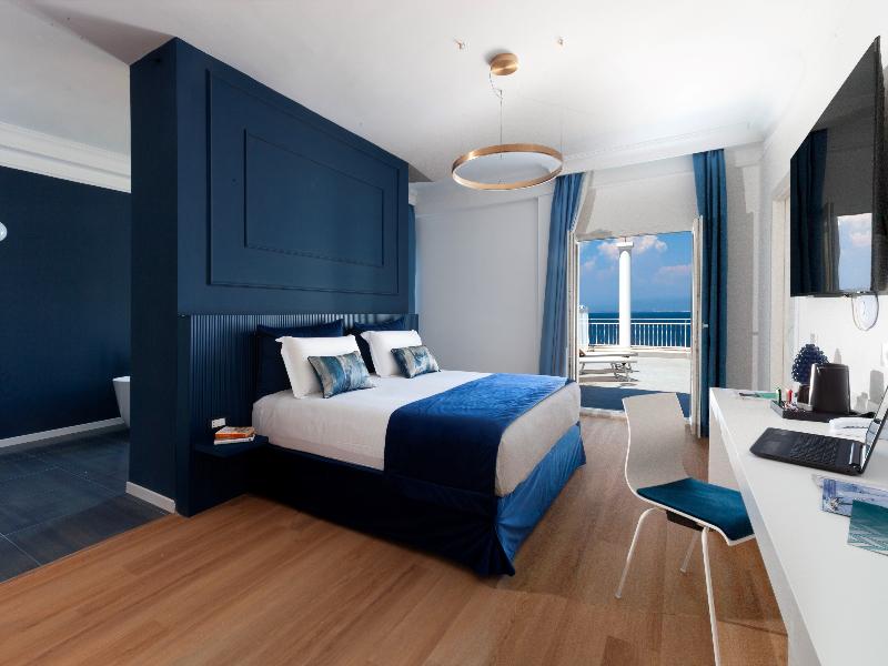 Hotel Admiral image