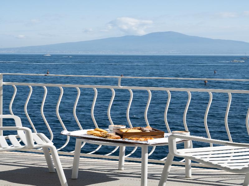 Hotel Admiral image