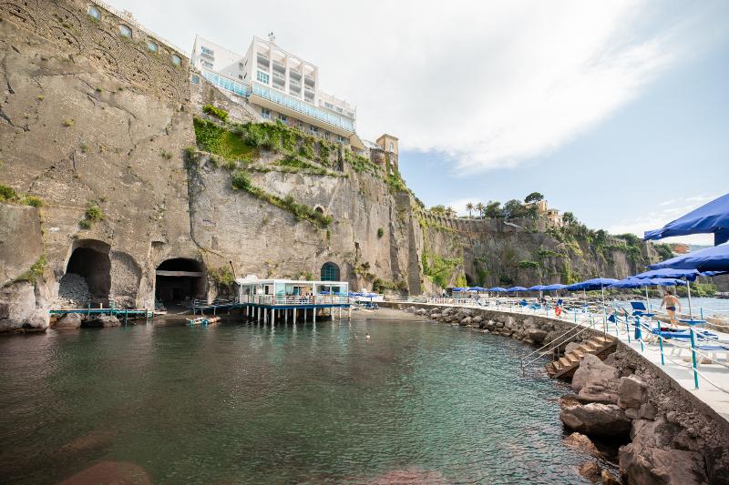 Parco Dei Principi image