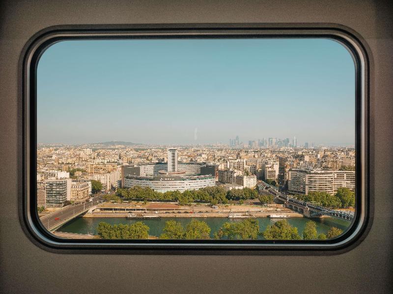 Novotel Paris Centre Tour Eiffel image