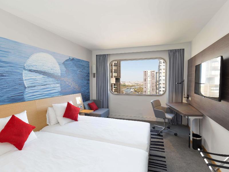 Novotel Paris Centre Tour Eiffel image