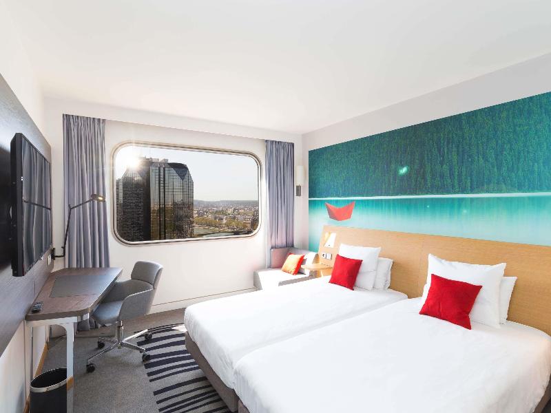 Novotel Paris Centre Tour Eiffel image