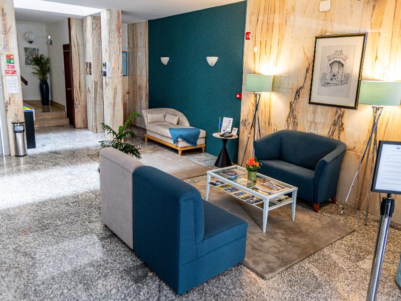 Aparthotel Imperatriz image