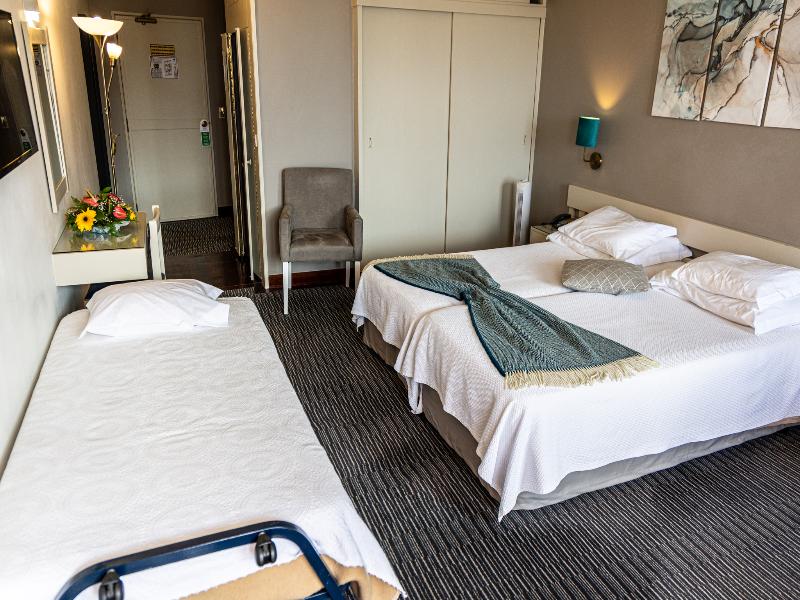 Aparthotel Imperatriz image