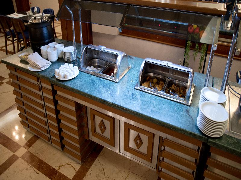 Taksim Metropark Hotel — general view