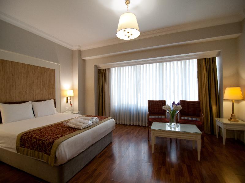 Taksim Metropark Hotel image