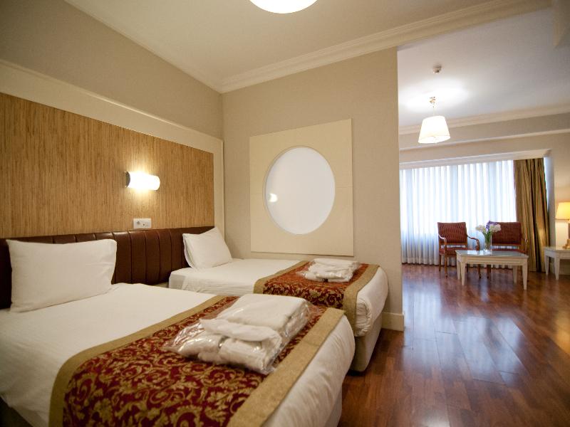 Taksim Metropark Hotel image
