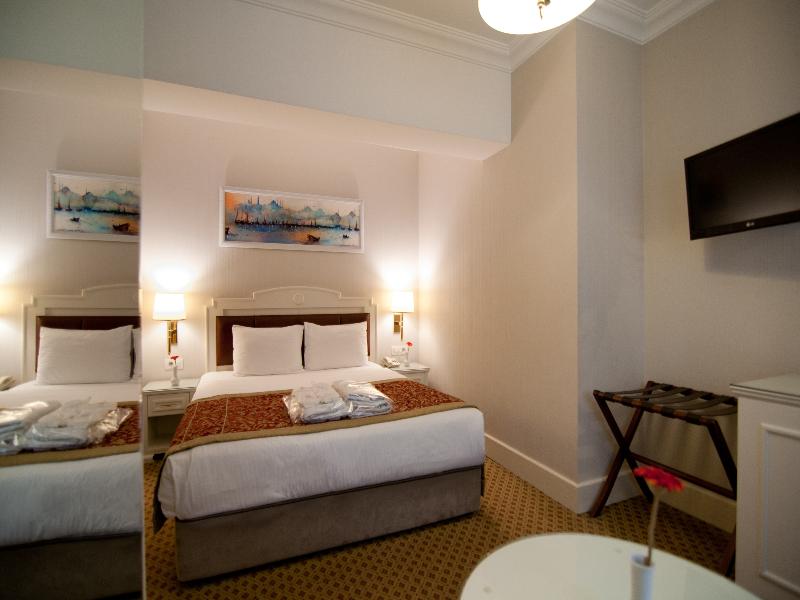 Taksim Metropark Hotel image