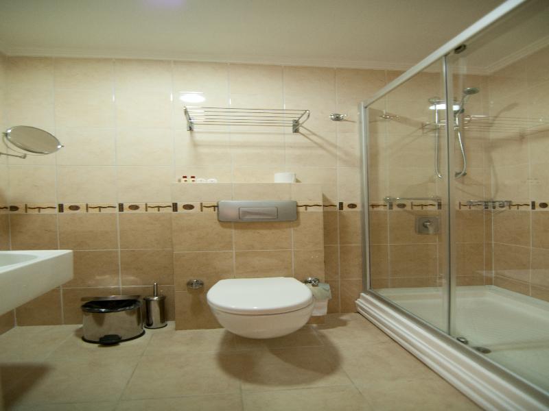 Taksim Metropark Hotel image
