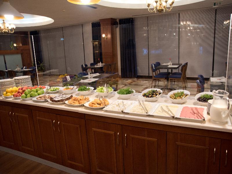 Taksim Metropark Hotel image