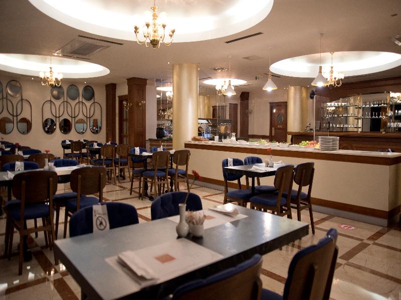 Taksim Metropark Hotel image