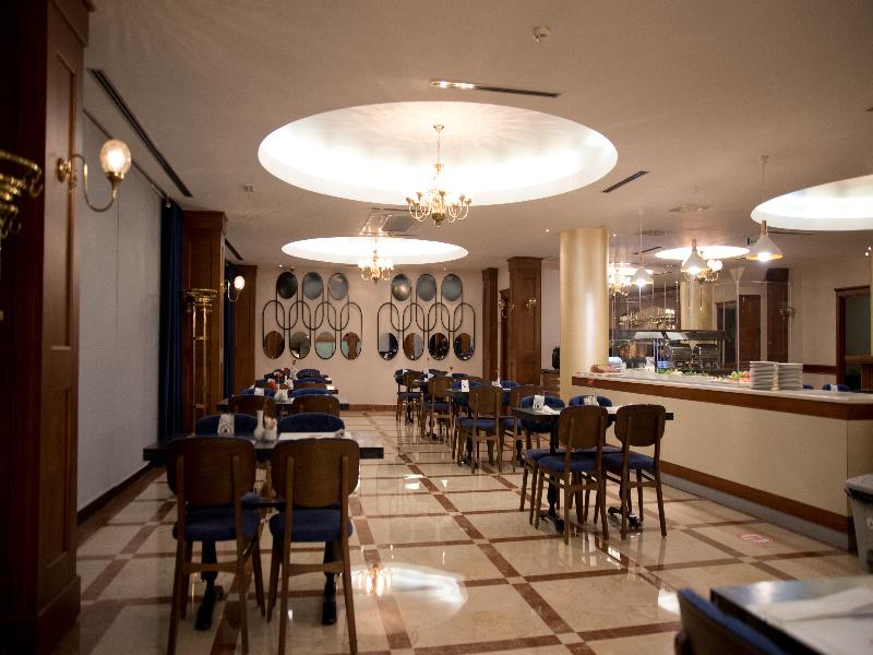 Taksim Metropark Hotel image
