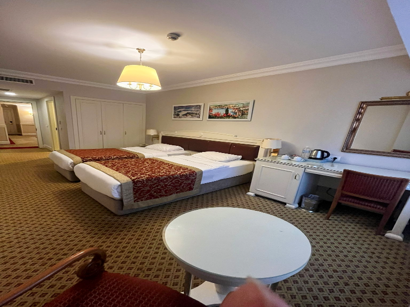 Taksim Metropark Hotel image